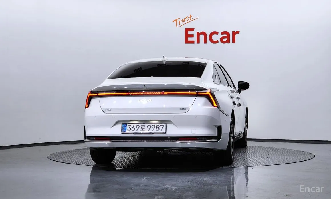 2024 Kia K8