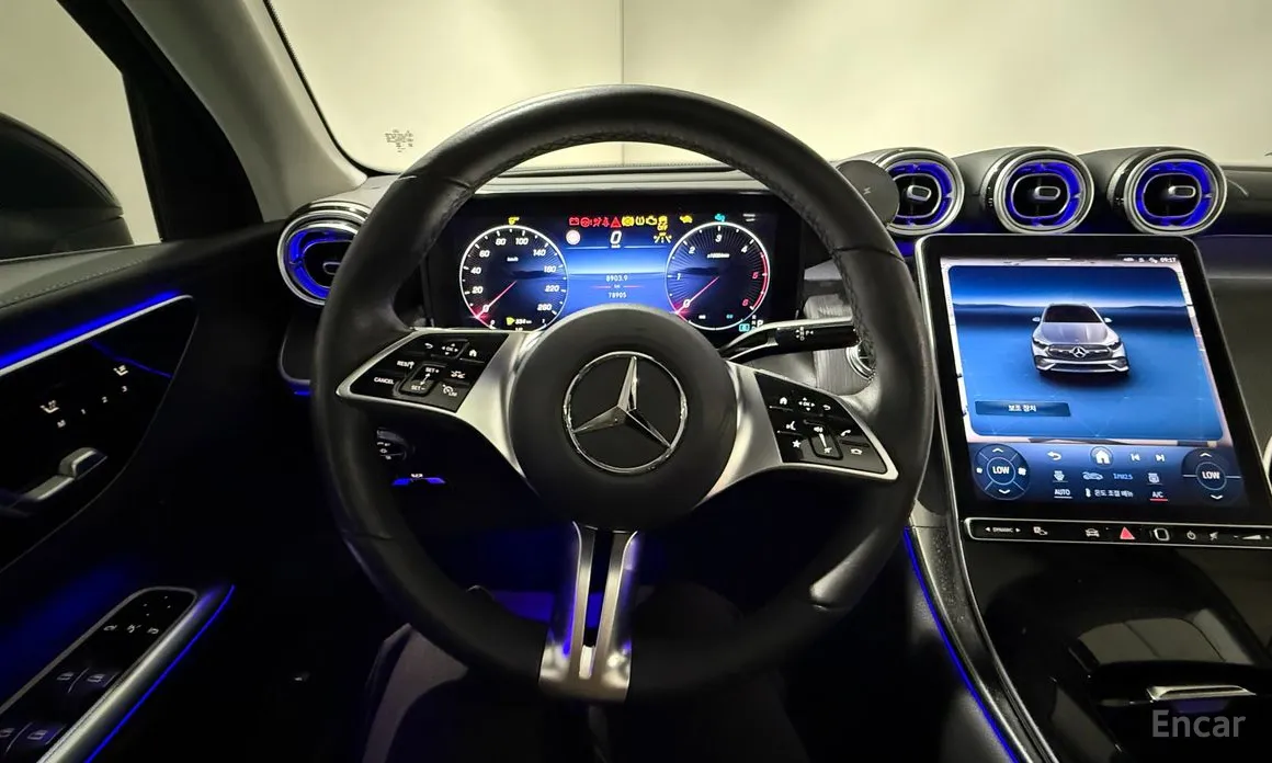 Mercedes-Benz GLC-Class 2023 GLC220 d 4MATIC