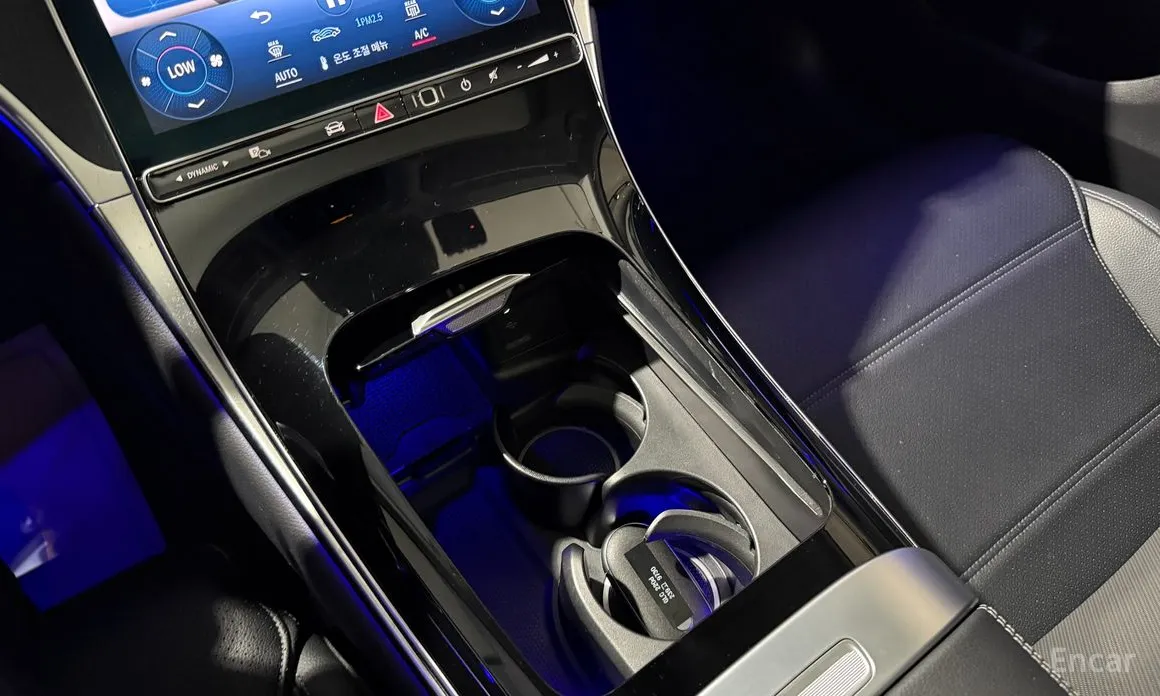 Mercedes-Benz GLC-Class 2023 GLC220 d 4MATIC