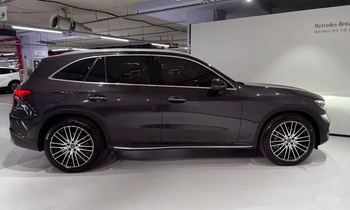 Mercedes-Benz GLC-Class 2023 GLC220 d 4MATIC