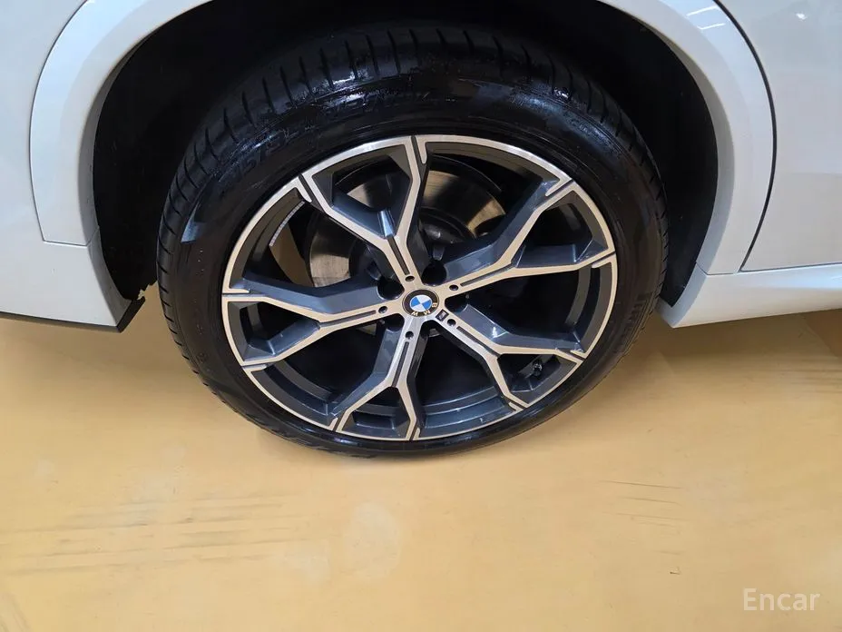 BMW X5 2019 xDrive 30d M Sport