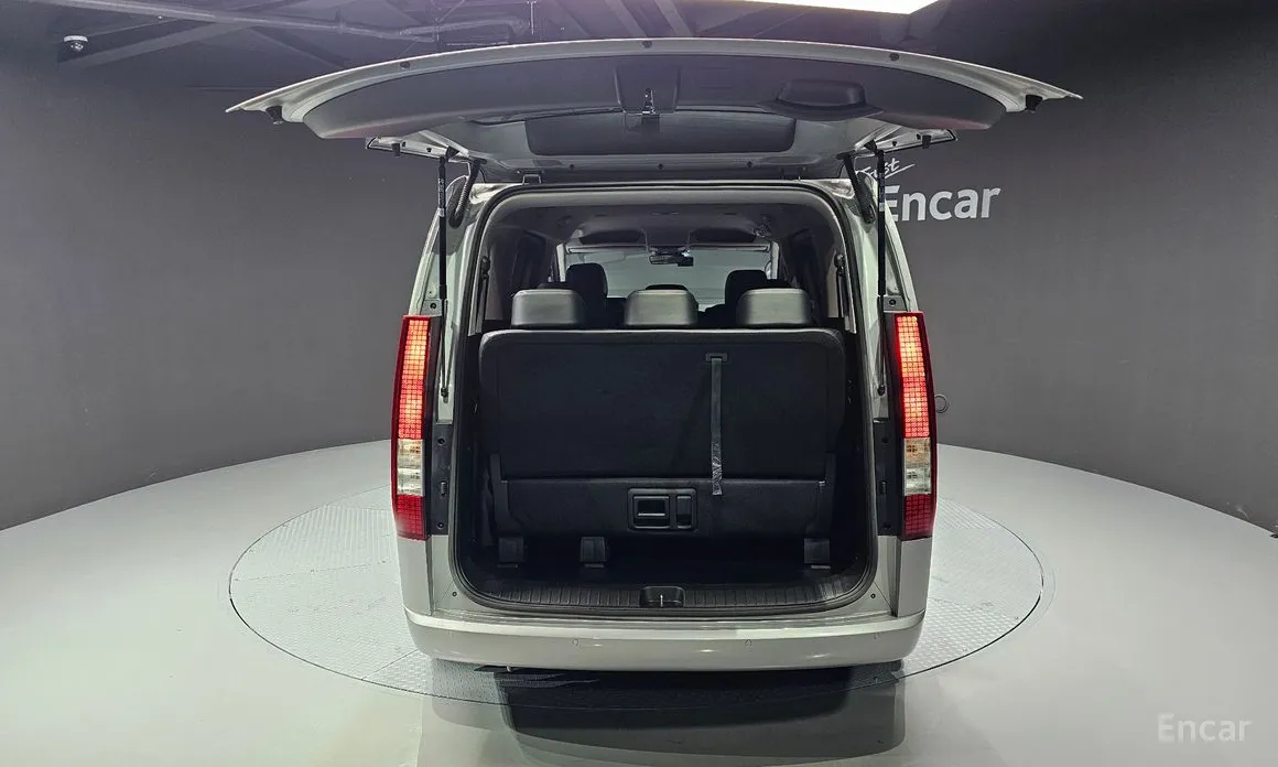 Hyundai Staria 2021 Tourer 11-Seater