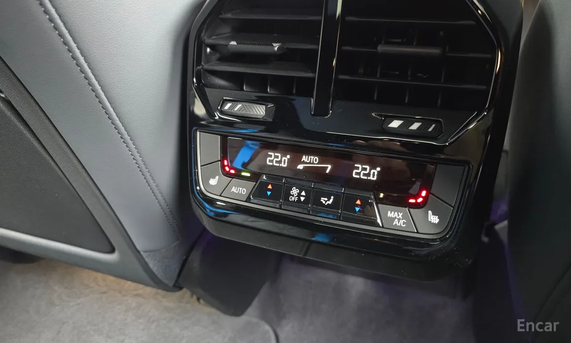 BMW iX 2021 xDrive50 Sports Plus