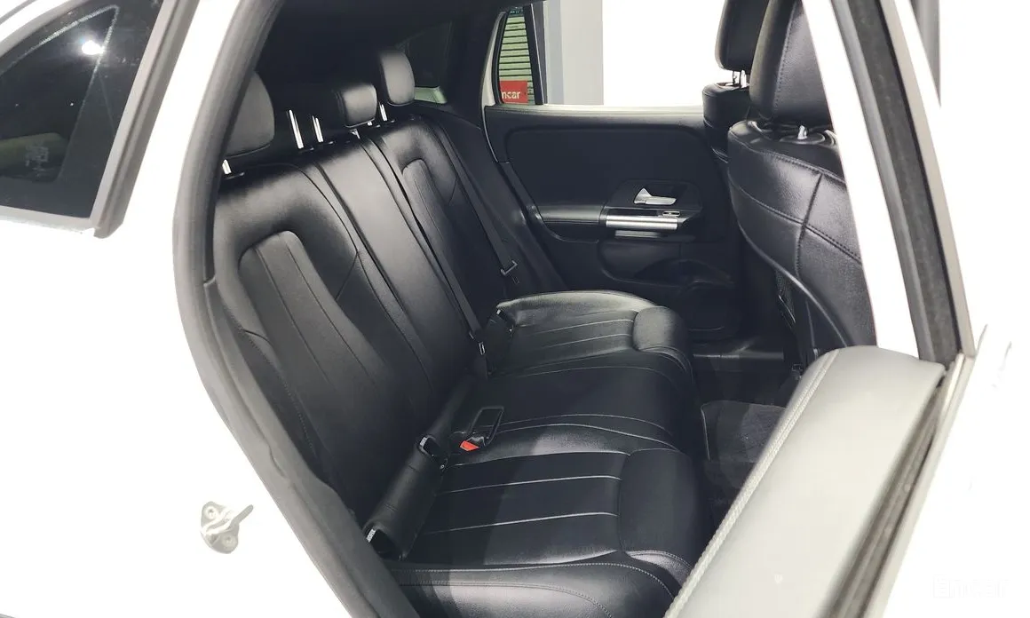 Mercedes-Benz GLA-Class 2020 GLA220