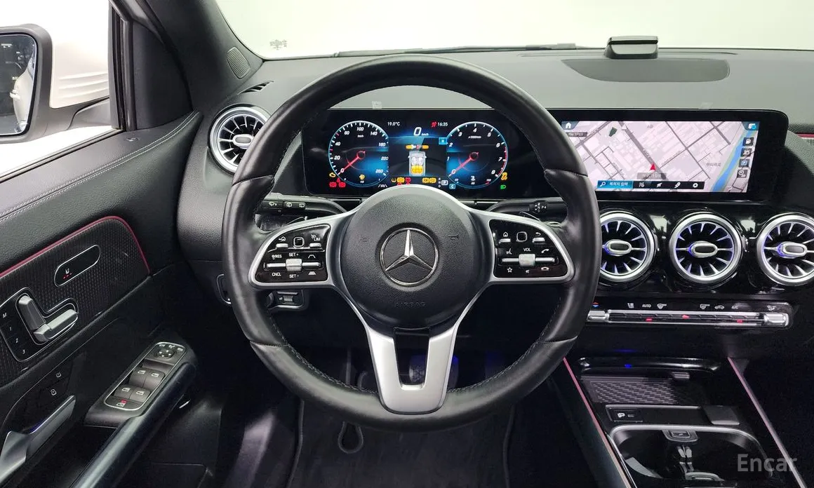 Mercedes-Benz GLA-Class 2020 GLA220