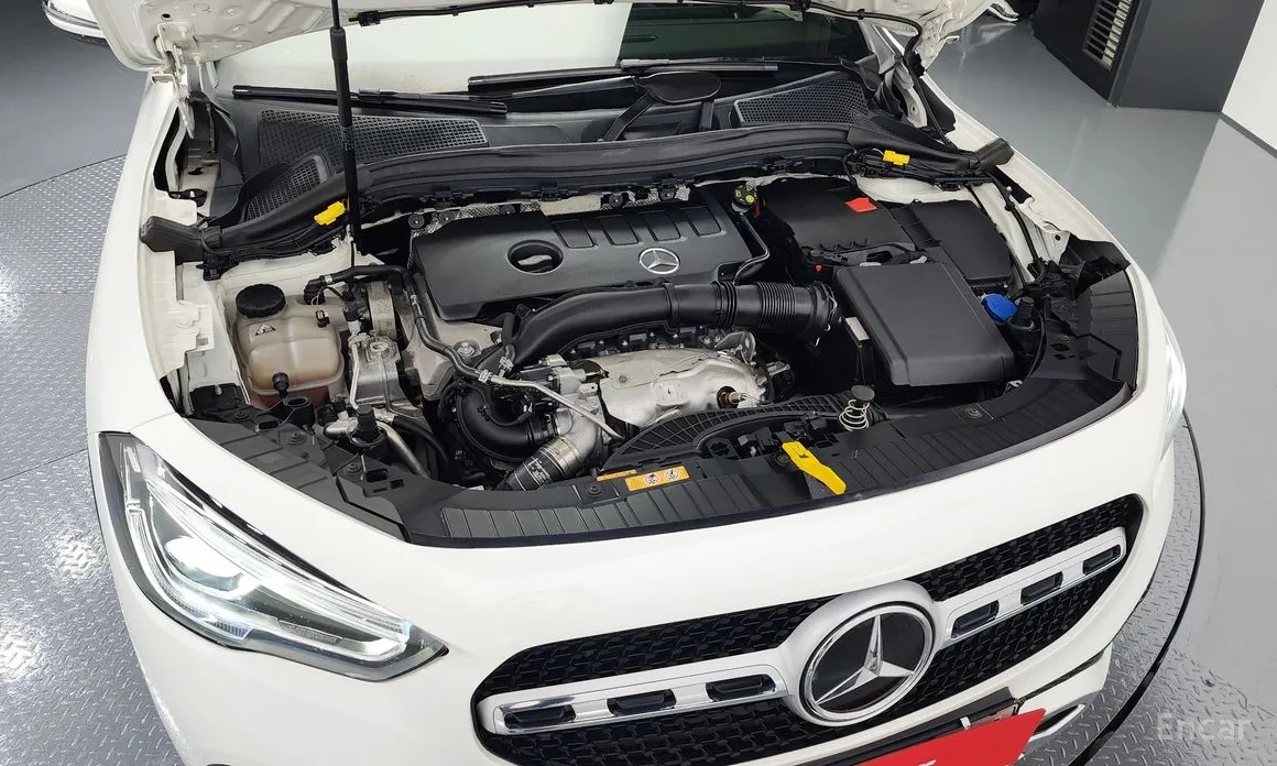 Mercedes-Benz GLA-Class 2020 GLA220