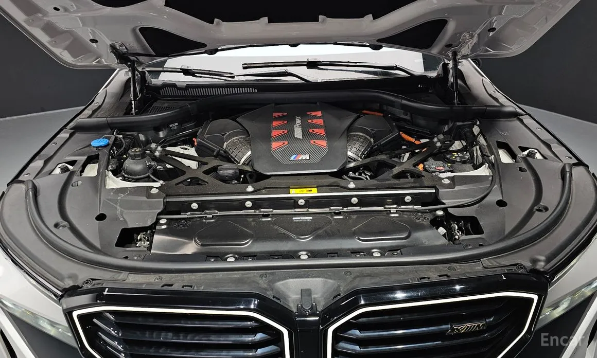 BMW XM 2023 4.4