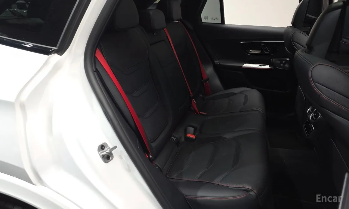 Mercedes-Benz GLC-Class 2023 AMG GLC43 4MATIC