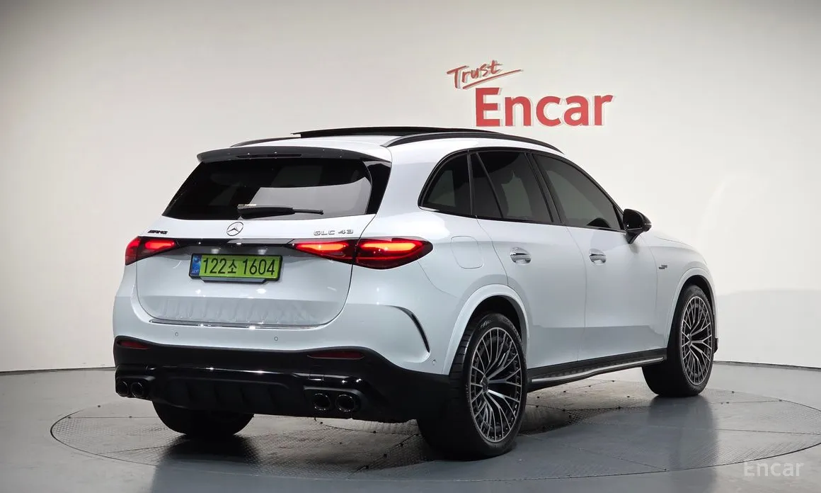 Mercedes-Benz GLC-Class 2023 AMG GLC43 4MATIC