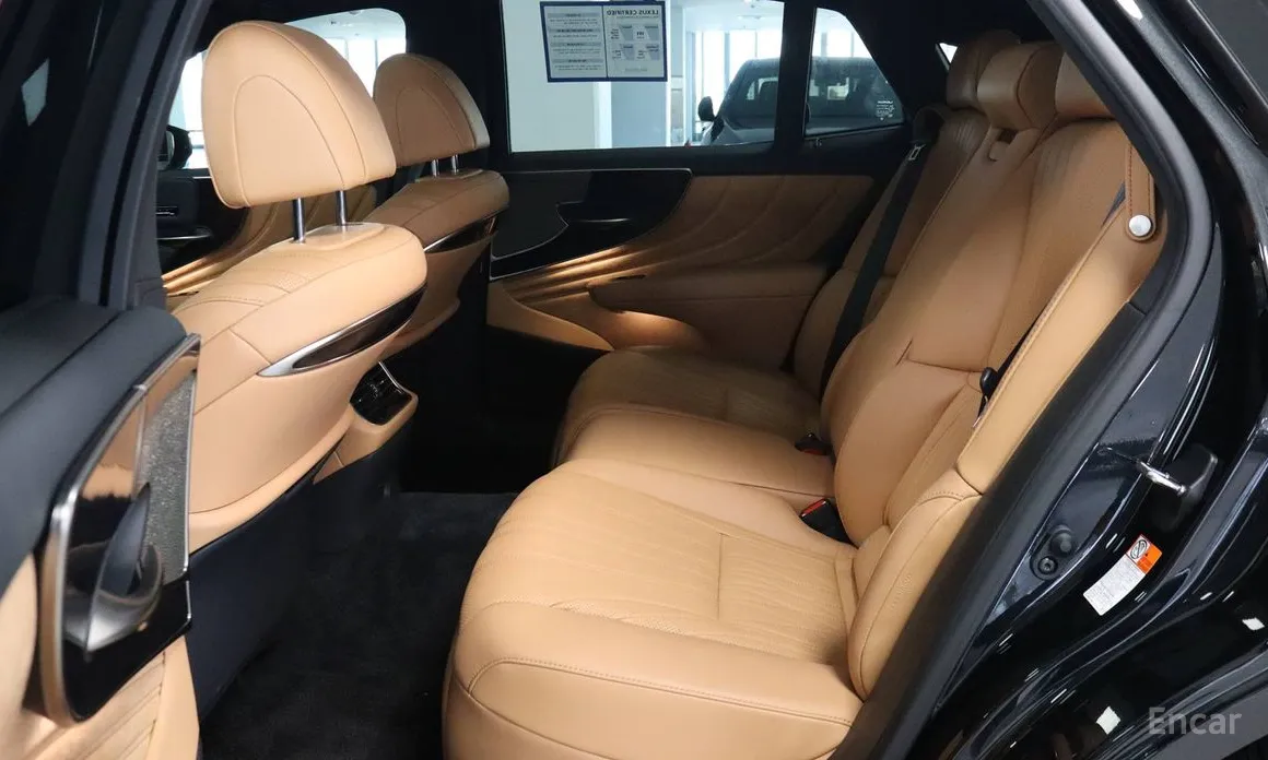 Lexus LS 2018 3.5 Luxury AWD