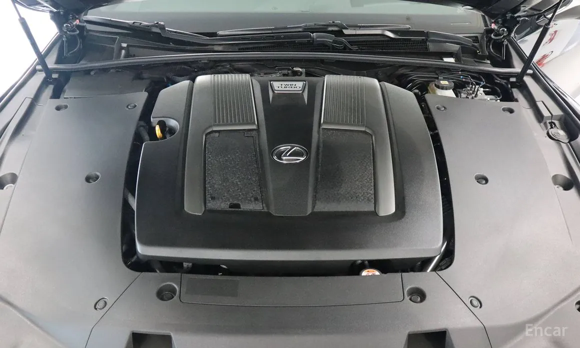 Lexus LS 2018 3.5 Luxury AWD
