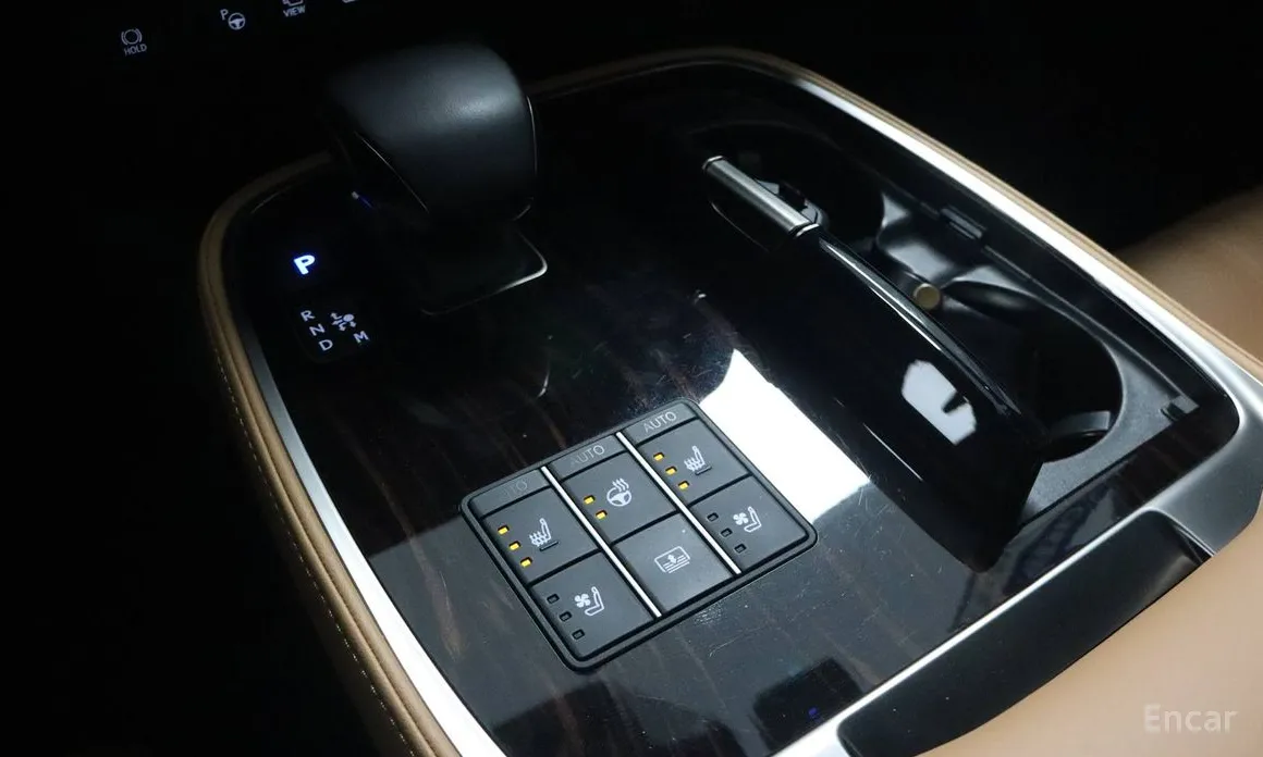 Lexus LS 2018 3.5 Luxury AWD