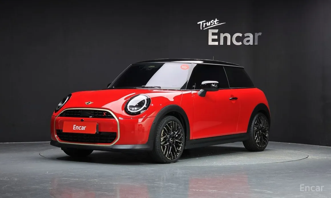 Mini Cooper 2024 Favoured