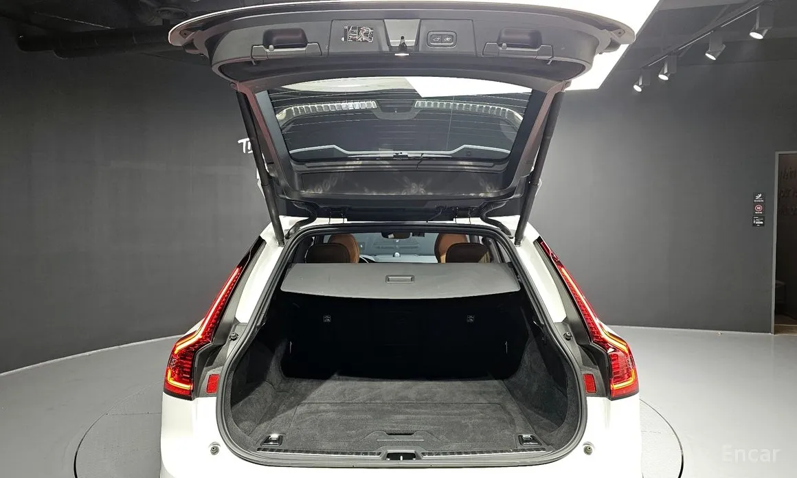 Volvo V90 2017 B6 Ultimate AWD