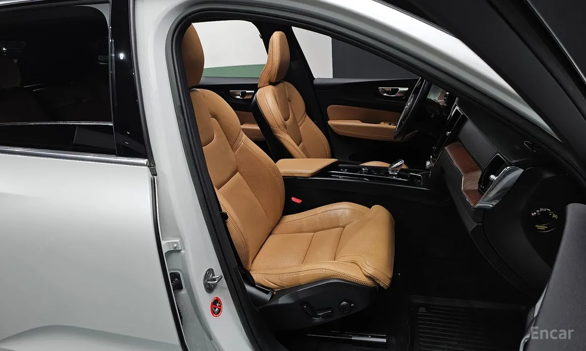 Volvo XC60 2017 B5 Ultimate Bright