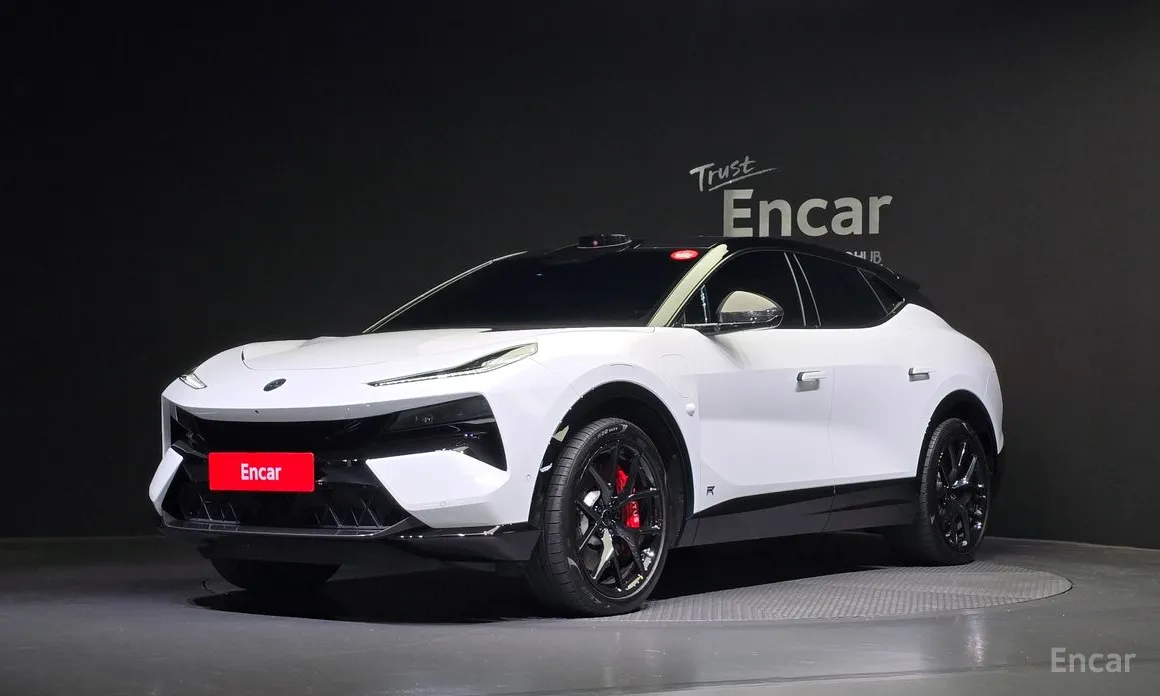 2024 Lotus Eletre