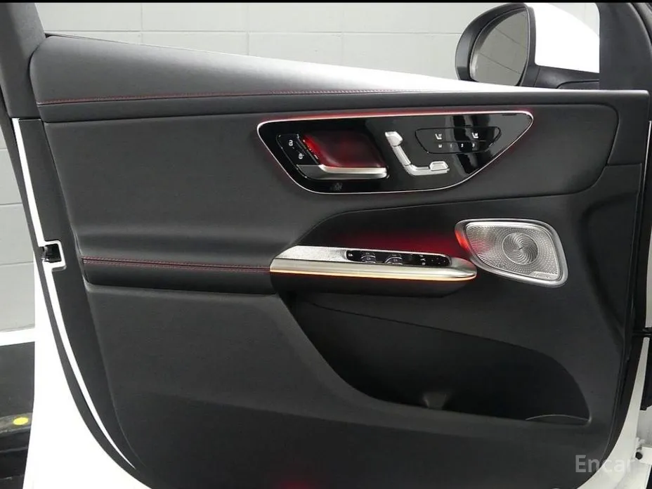 Mercedes-Benz GLC-Class 2023 AMG GLC43 4MATIC