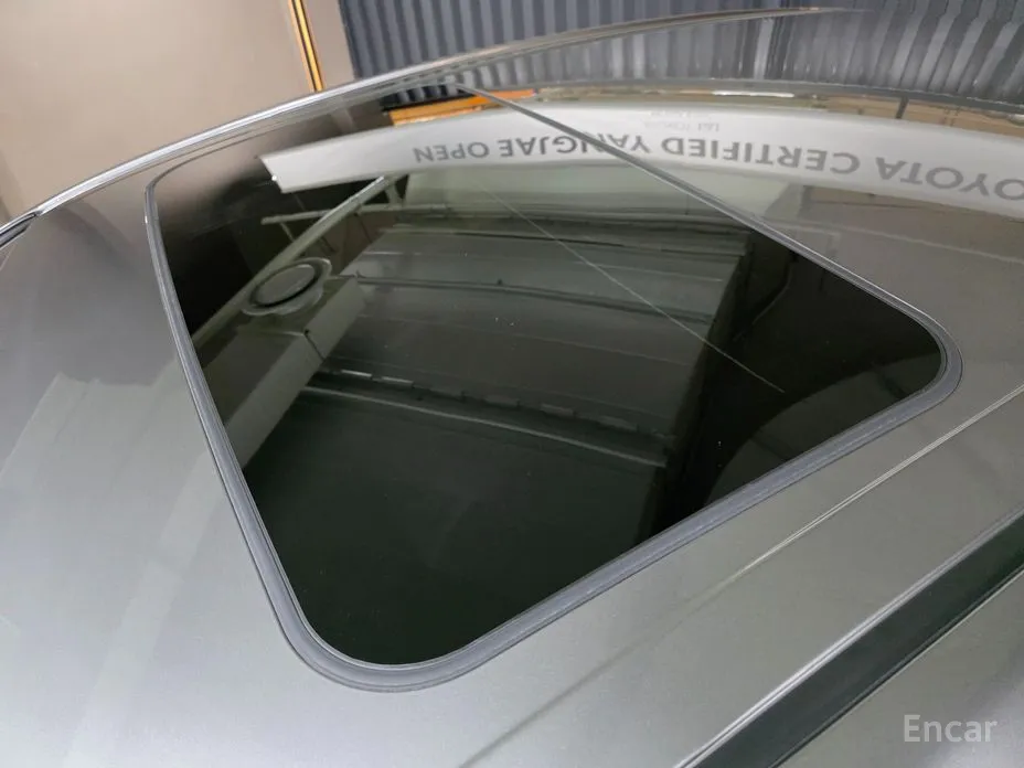 Toyota Camry 2024 2.5 XLE Hybrid