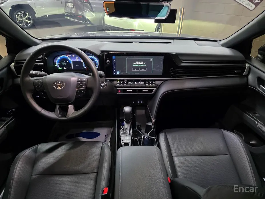 Toyota Camry 2024 2.5 XLE Hybrid