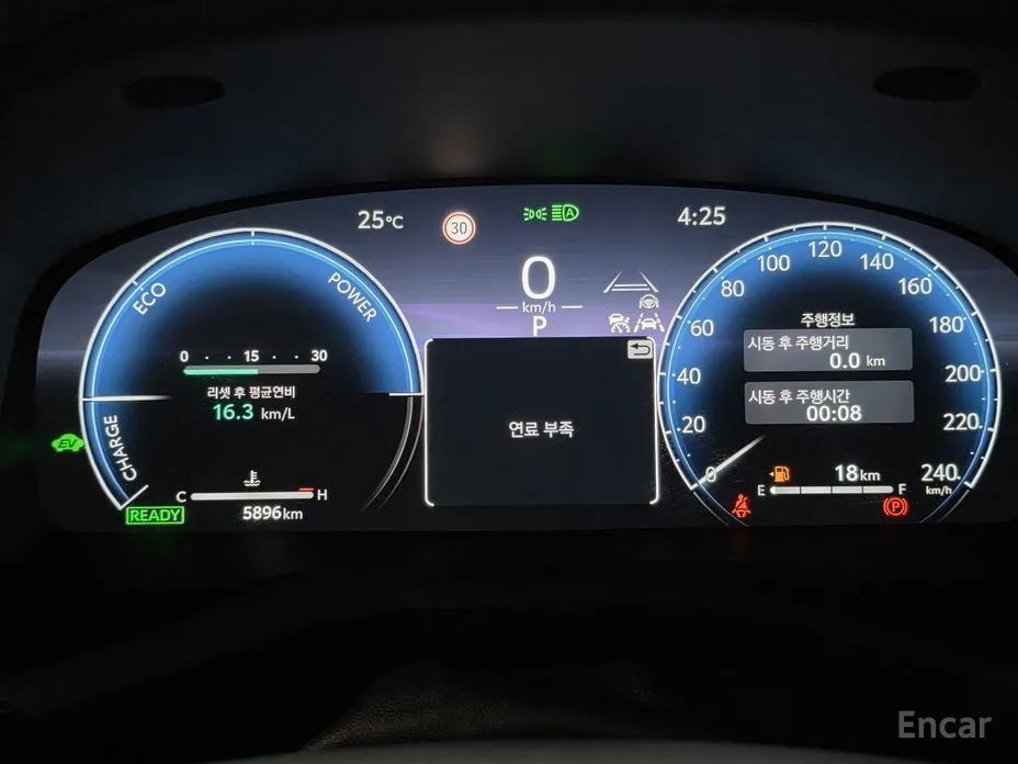 Toyota Camry 2024 2.5 XLE Hybrid