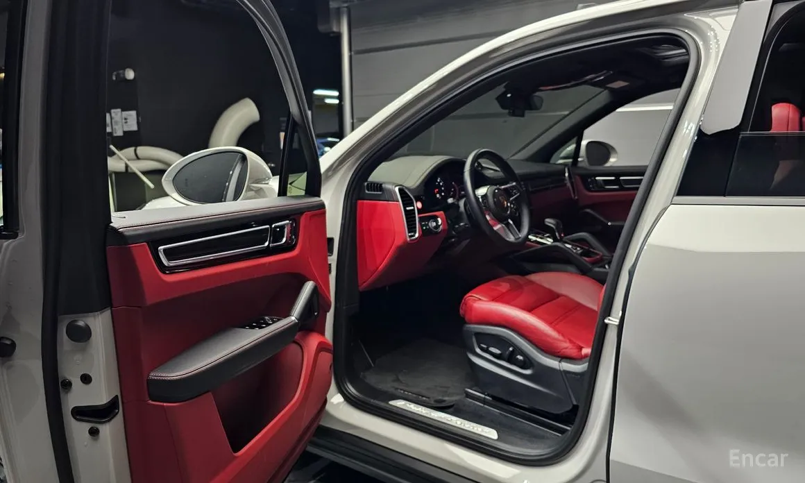 Porsche Cayenne 2019 3.0 PLATINUM EDITION