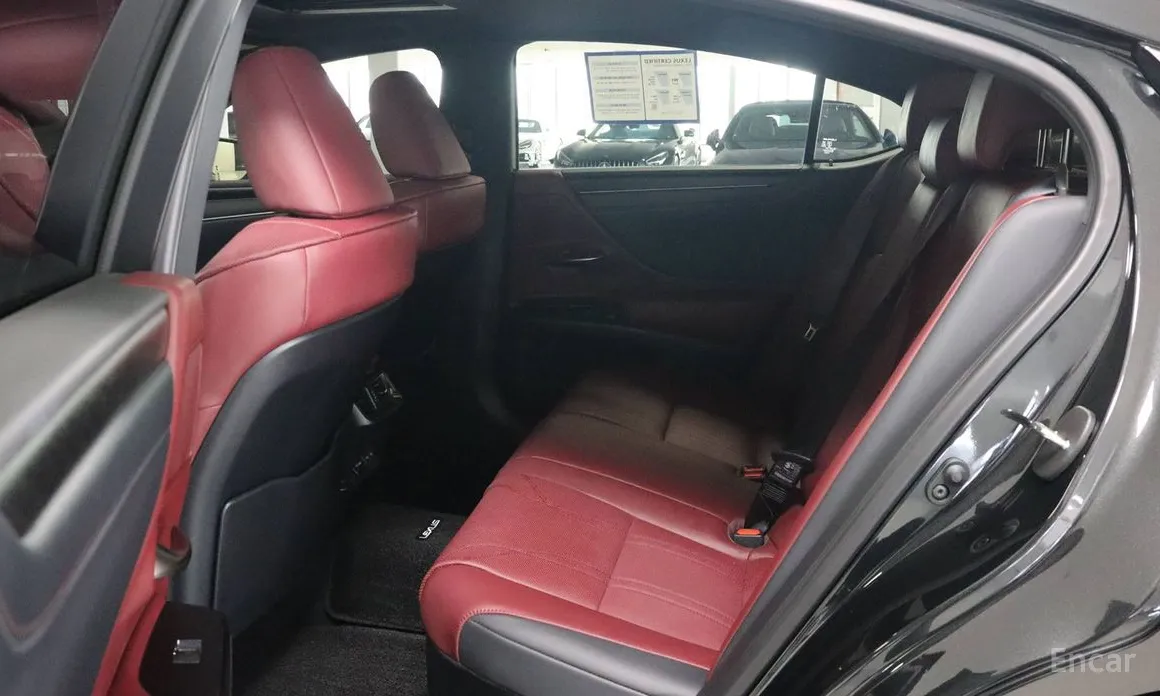 Lexus ES 2018 Luxury Plus