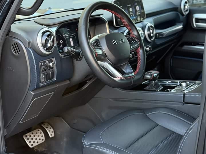BAIC Beijing BJ40 2024 2024款 2.0T 城市猎人荣耀版