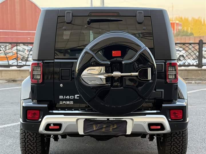 BAIC Beijing BJ40 2024 2024款 2.0T 城市猎人荣耀版