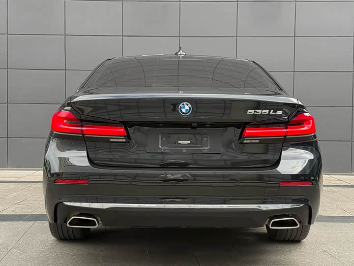 BMW 5 Series Hybrid 2022 2022款 改款二 535Le 豪华套装