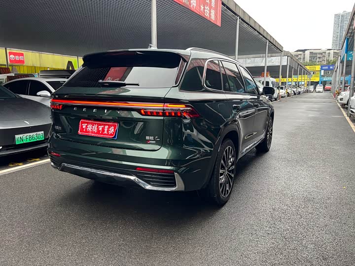 Geely Monjaro 2025 2025款 东方曜 2.0TD 自动四驱望月版