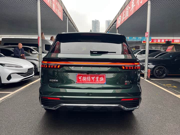 Geely Monjaro 2025 2025款 东方曜 2.0TD 自动四驱望月版