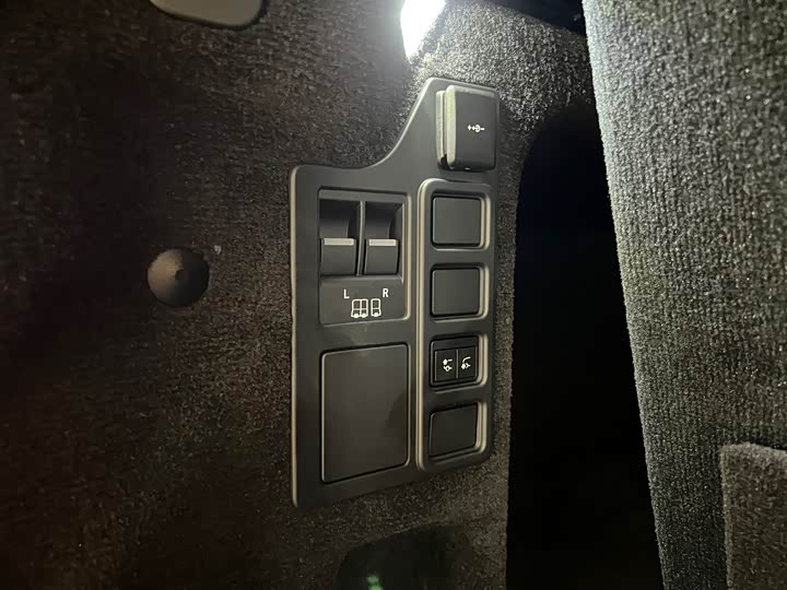 Land Rover Discovery 2024 2024款 360PS S