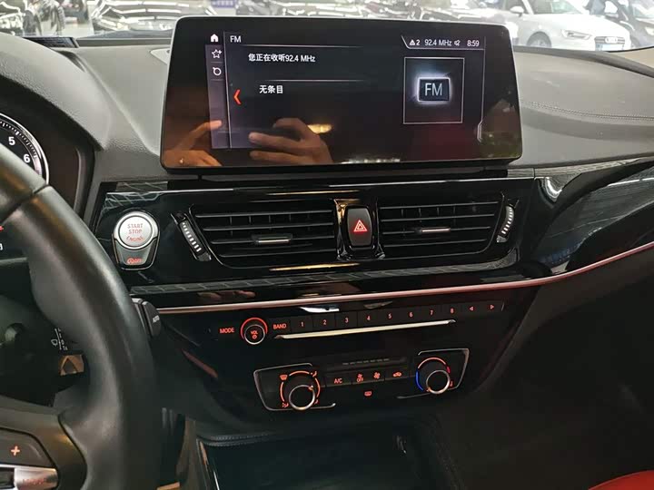 BMW 1 Series 2023 2023款 125i M运动曜夜版