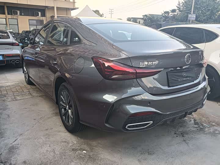 MG Motor 5 2025 2025款 180DVVT 全球豪华版