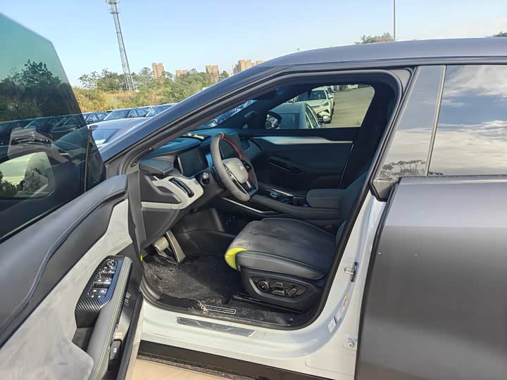 BYD Song L 2025 2025款 602km 四驱智驾型