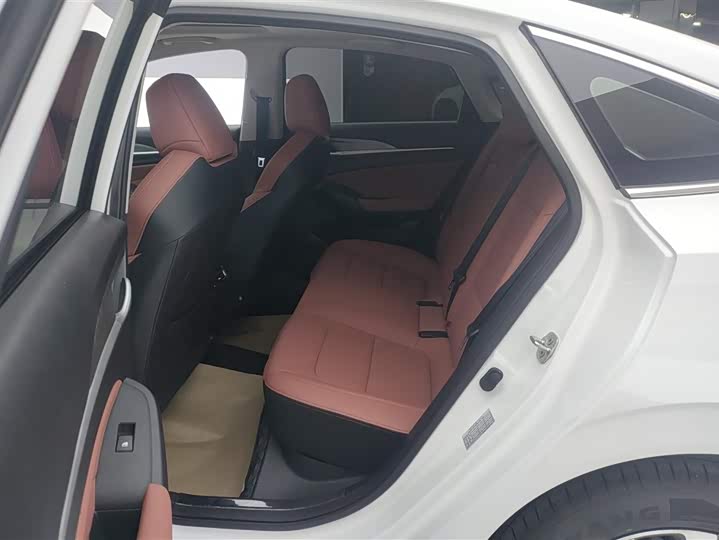 Changan Eado Plus 2025 2025款 PLUS 1.4T 双离合高能版