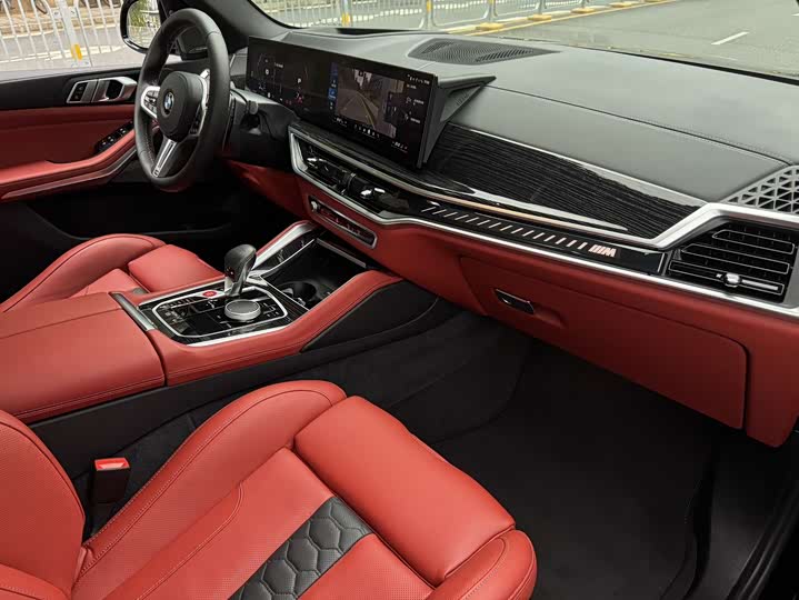 BMW X5 M 2023 2023款 X5 M 雷霆版