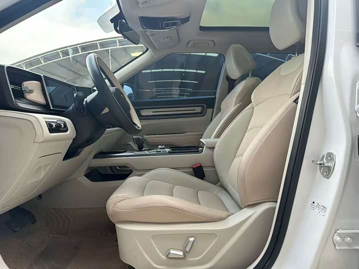 Geely Icon 2023 2023款 1.5TD 巧克力醇巧版