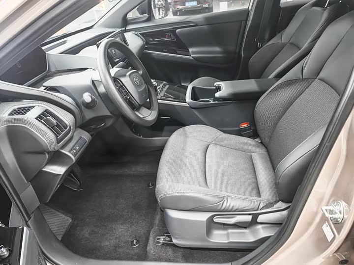 Toyota bZ4X 2022 2022款 两驱长续航JOY版