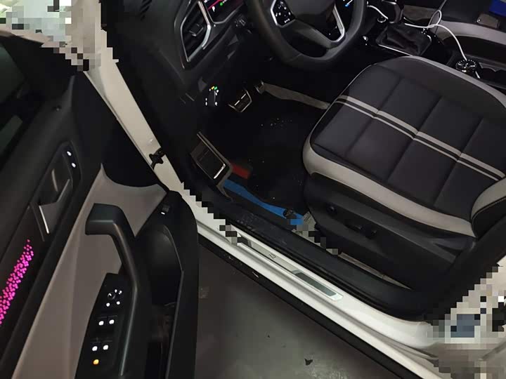 Volkswagen T-Roc 2024 2024款 300TSI DSG两驱辰光版