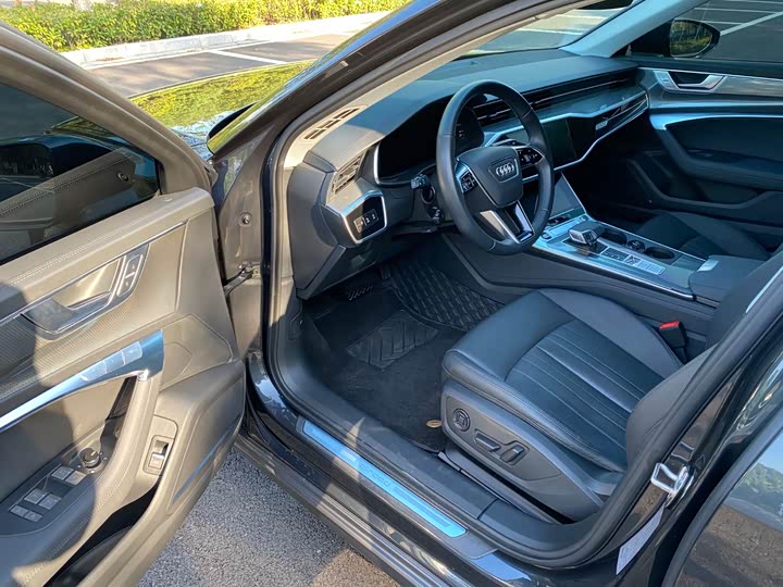 Audi A6 2023 2023款 allroad quattro 55 TFSI 尊享越野型