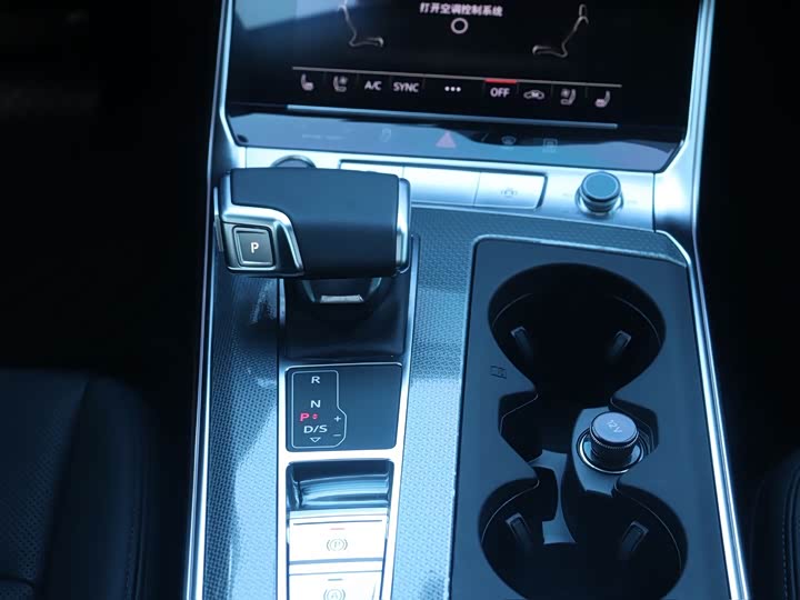 Audi A6 2023 2023款 allroad quattro 55 TFSI 尊享越野型