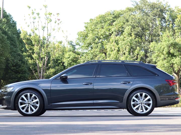 Audi A6 2023 2023款 allroad quattro 55 TFSI 尊享越野型