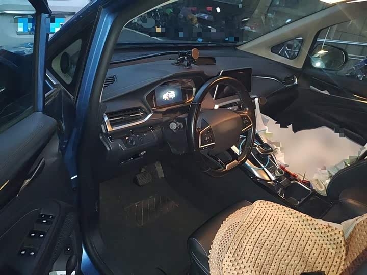 Maxus Euniq 5 2020 2020款 1.3T PLUG IN 精英版