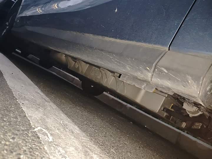 Maxus Euniq 5 2020 2020款 1.3T PLUG IN 精英版