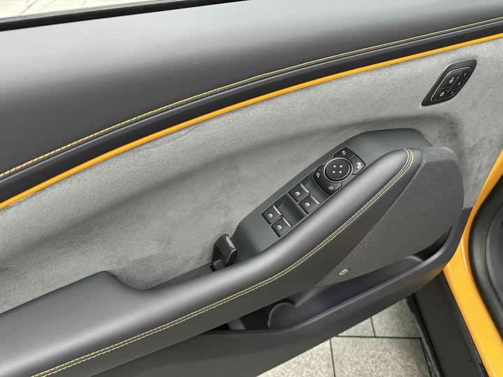 2024 Ford Mustang Mach-E