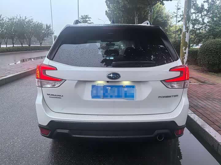 Subaru Forester 2024 2024款 2.5i AWD 尊贵版EyeSight