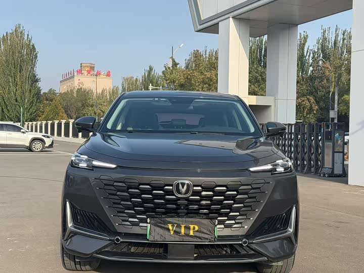Changan UNI-K Hybrid 2022 2022款 蓝鲸iDD 130km 1.5T 尊贵型