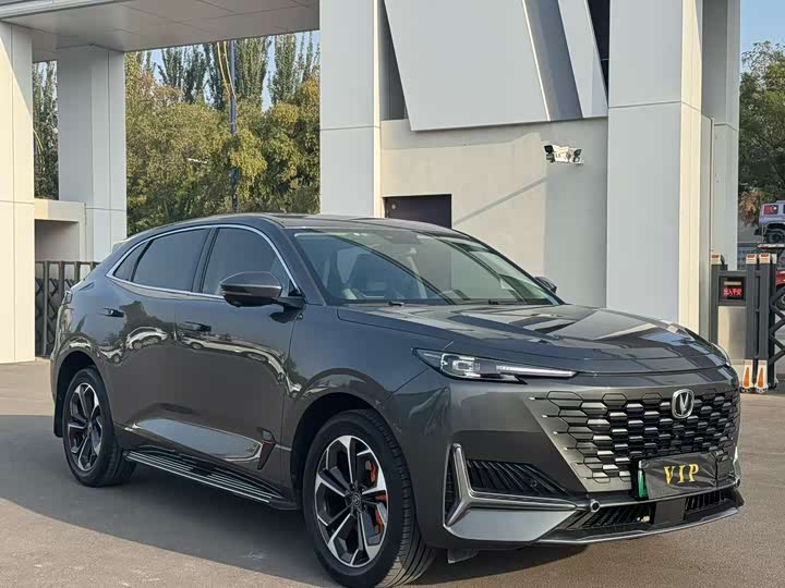 Changan UNI-K Hybrid 2022 2022款 蓝鲸iDD 130km 1.5T 尊贵型