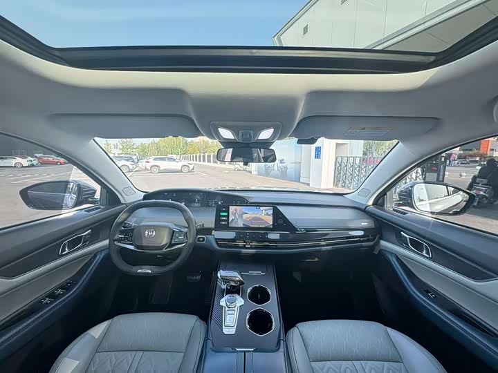 Changan UNI-K Hybrid 2022 2022款 蓝鲸iDD 130km 1.5T 尊贵型